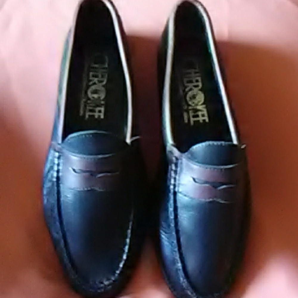 Cherokee men's dress or casual shoe